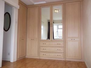 Fitted Wardrobes - Installed to the bedroom of a Penwortham household, including laminate flooring